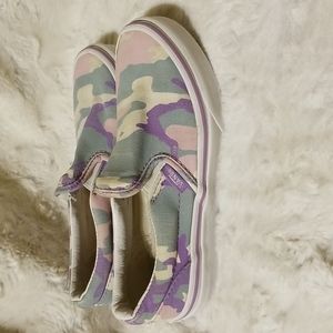 Vans Kids Classic Slip-On (Pastel Camo) Shoes Size 2